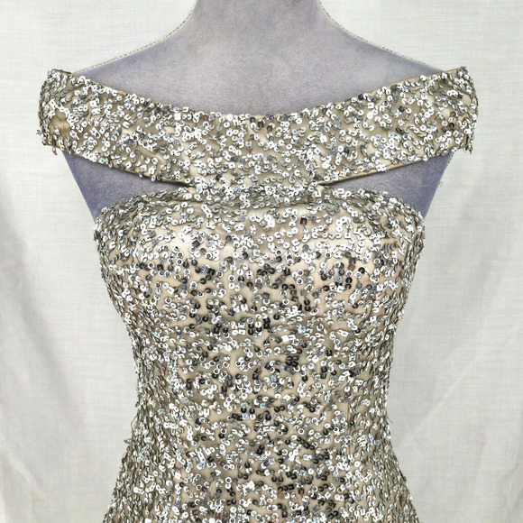 Scala Dress Womens 2 Silk Silver Sequins Off Shoulder FLAW Some sequins missing - Picture 9 of 16